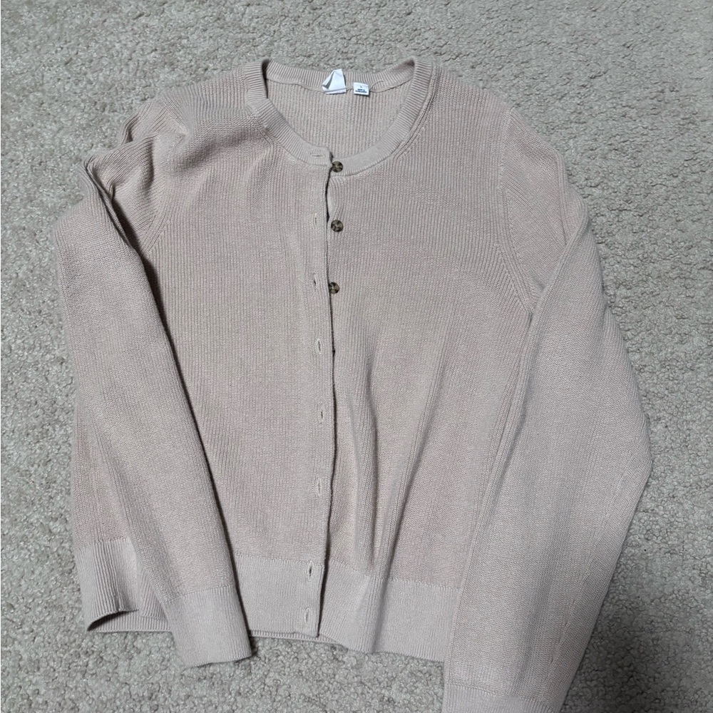GAP Women's Beige Cardigan Sweater